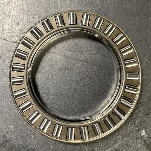 334240 Roulement à rouleaux d'arbre d'entrée thrust bearing NV4500